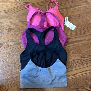 Old Navy Sports Bra Lot of 4